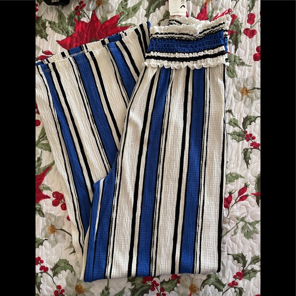 Love tree. Women’s nice long palazzo pants.